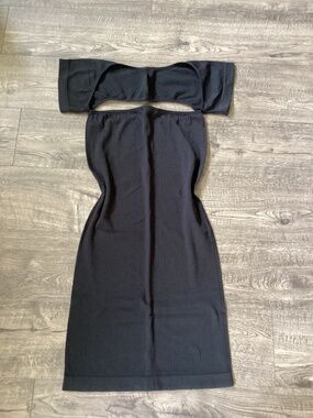 PRETTY LITTLE THING dress
